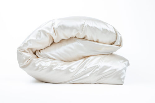 Duvet cover made from 100% natural Mulberry silk